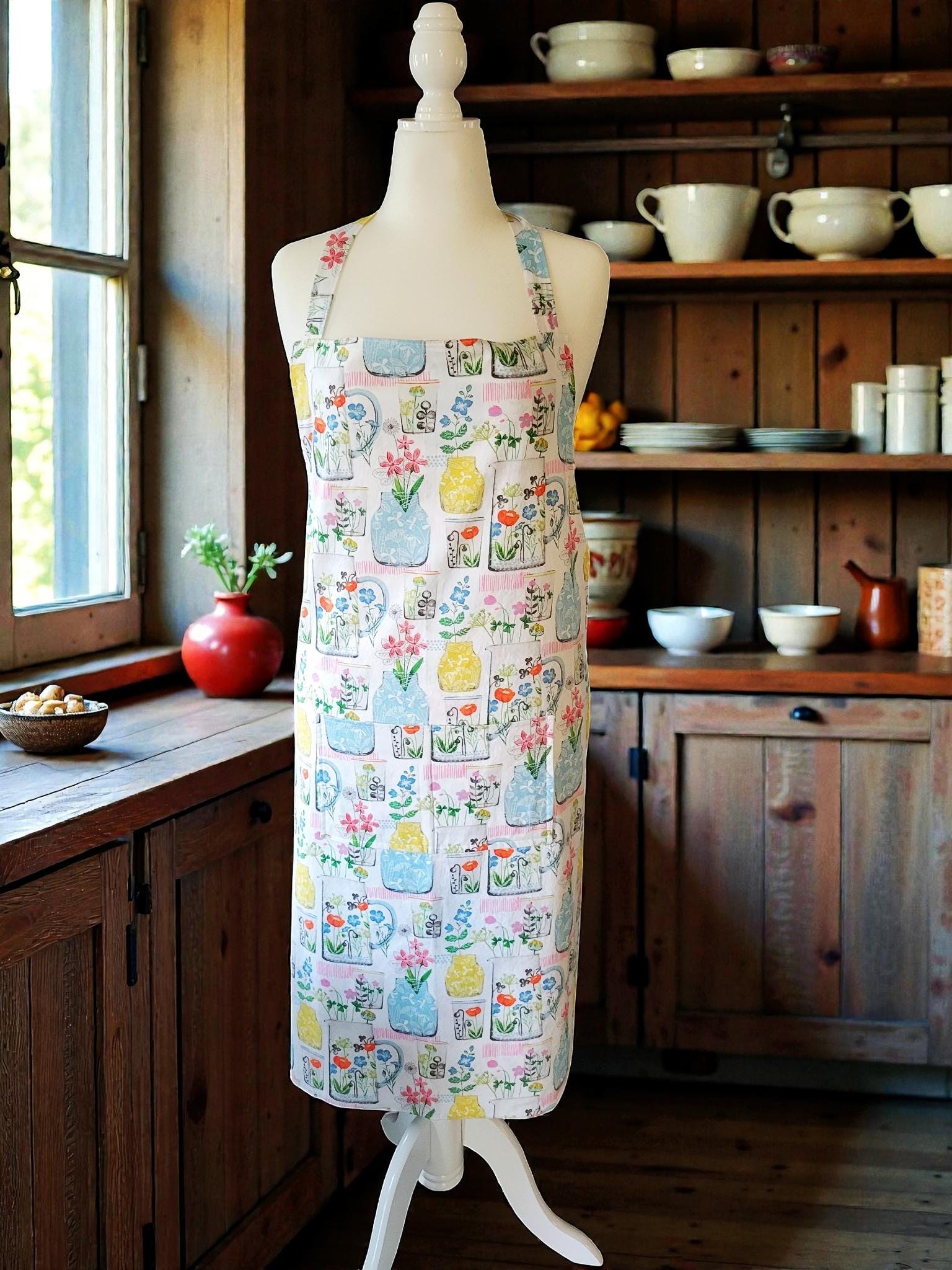 Farmhouse Reversible Apron with Pockets, Floral Apron, view 2