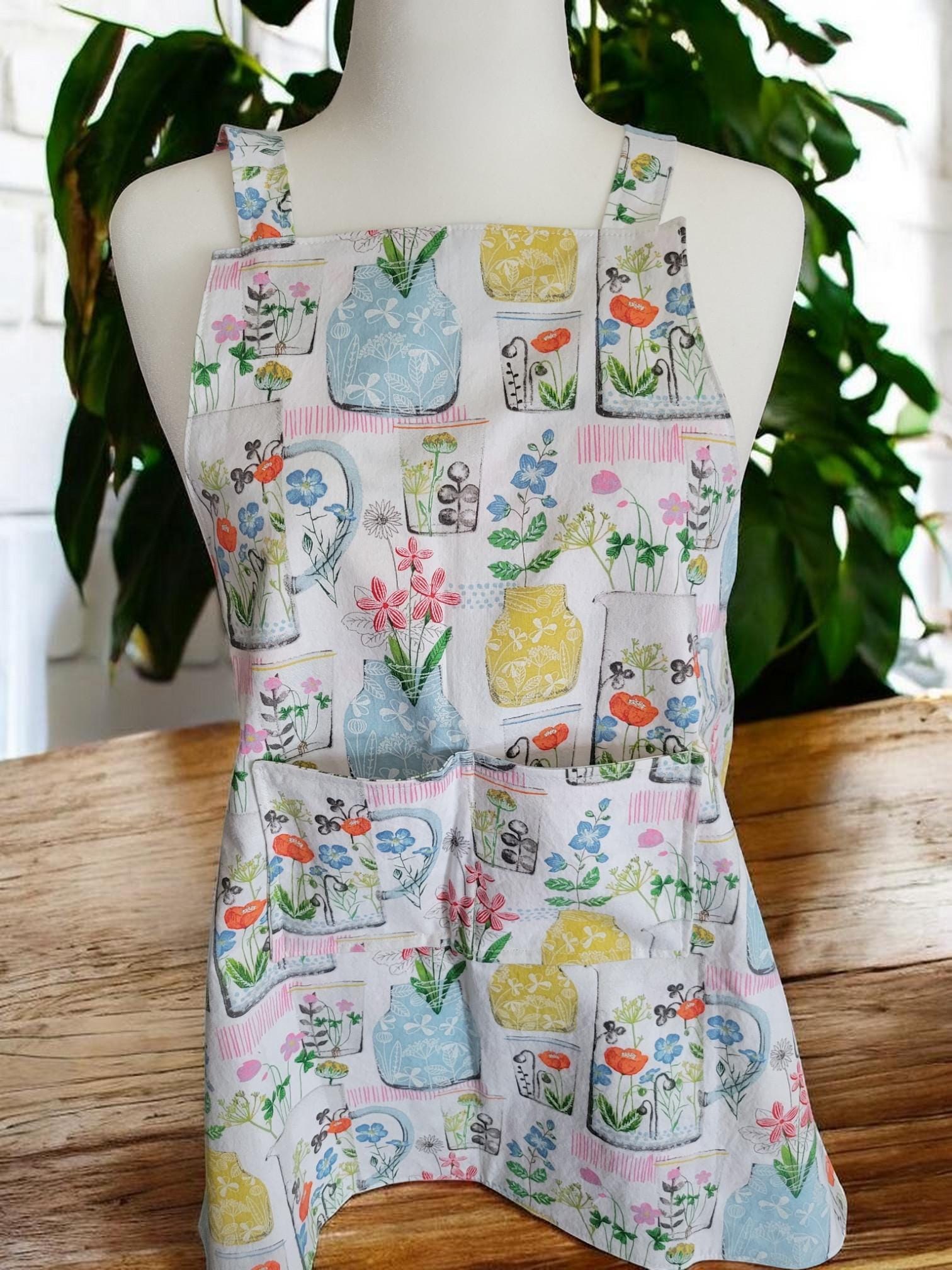 Kid Size Farmhouse Reversible Apron with Pockets, Floral Apron