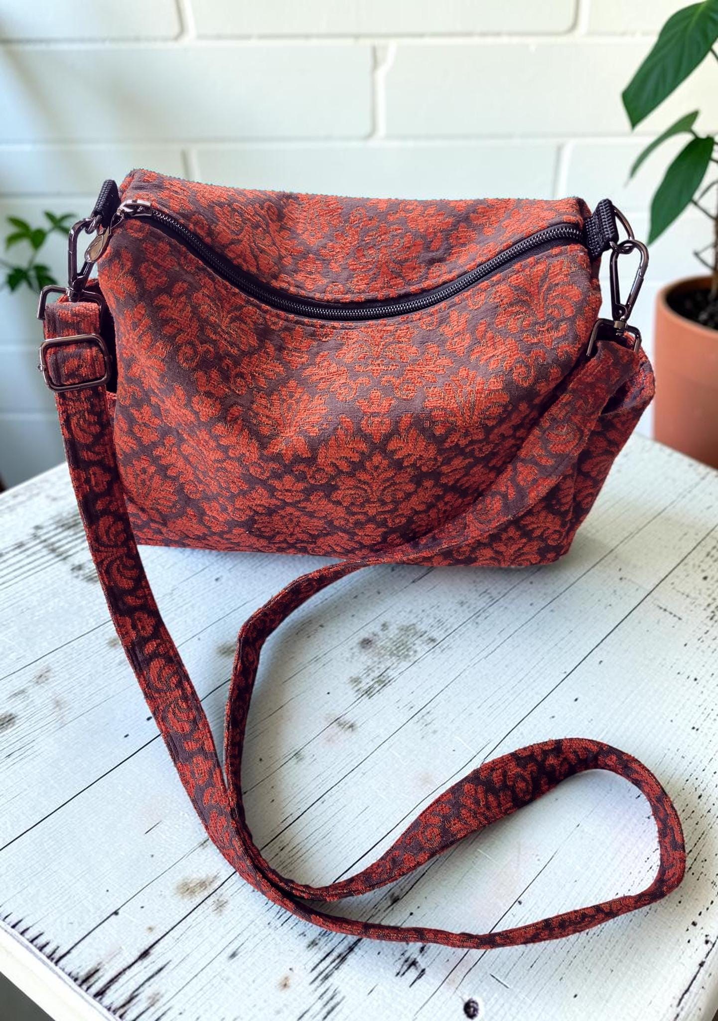 Vintage-Inspired Florentine Damask Crossbody Bag, Woven Jacquard Hobo Purse, Slouchy Double Pocket Shoulder Bag, view 10
