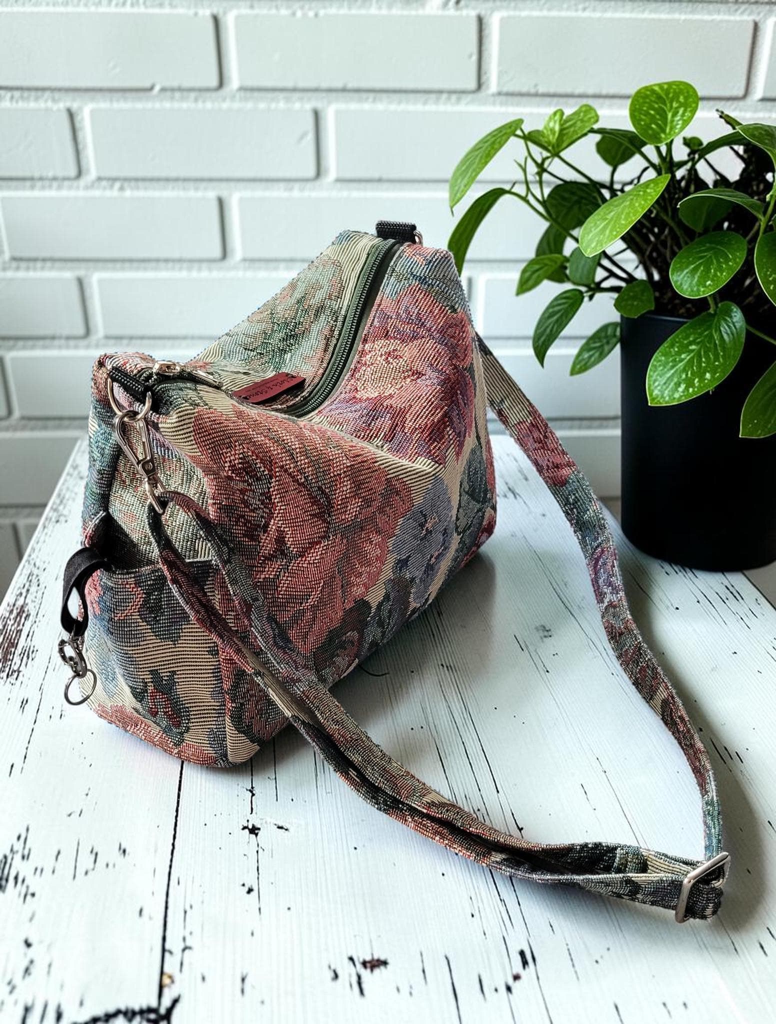 Vintage Floral Tapestry Handbag, Jacquard Crossbody Purse, Slouchy Double Pocket Shoulder Bag, view 20