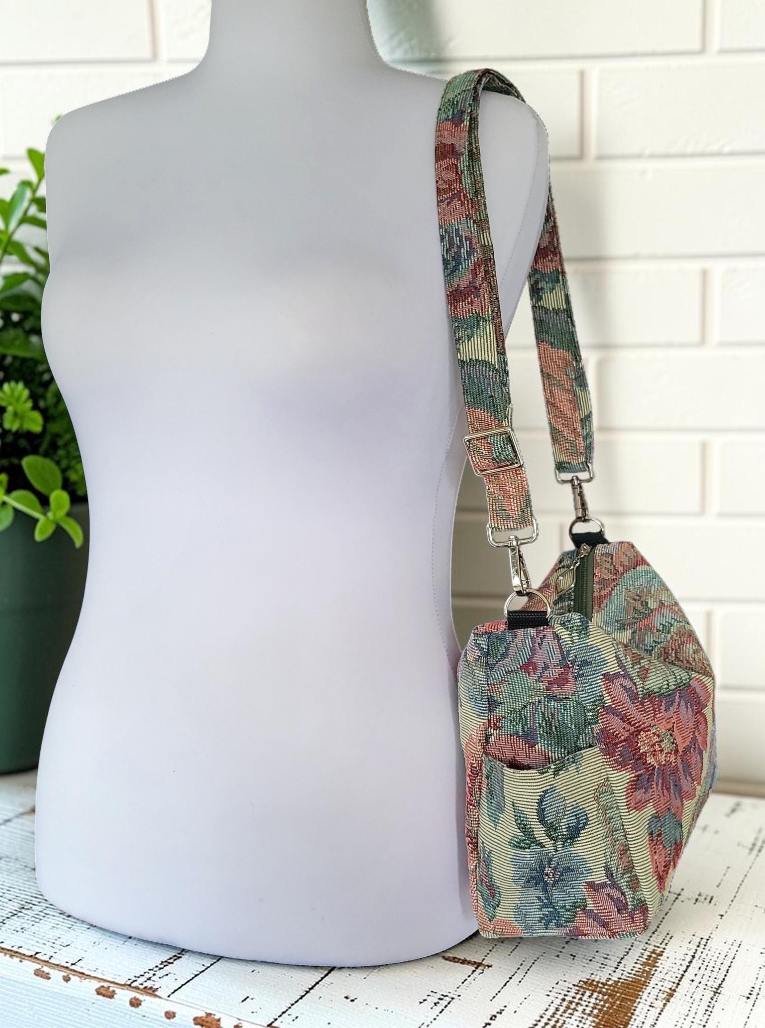 Vintage Floral Tapestry Handbag, Jacquard Crossbody Purse, Slouchy Double Pocket Shoulder Bag, view 9