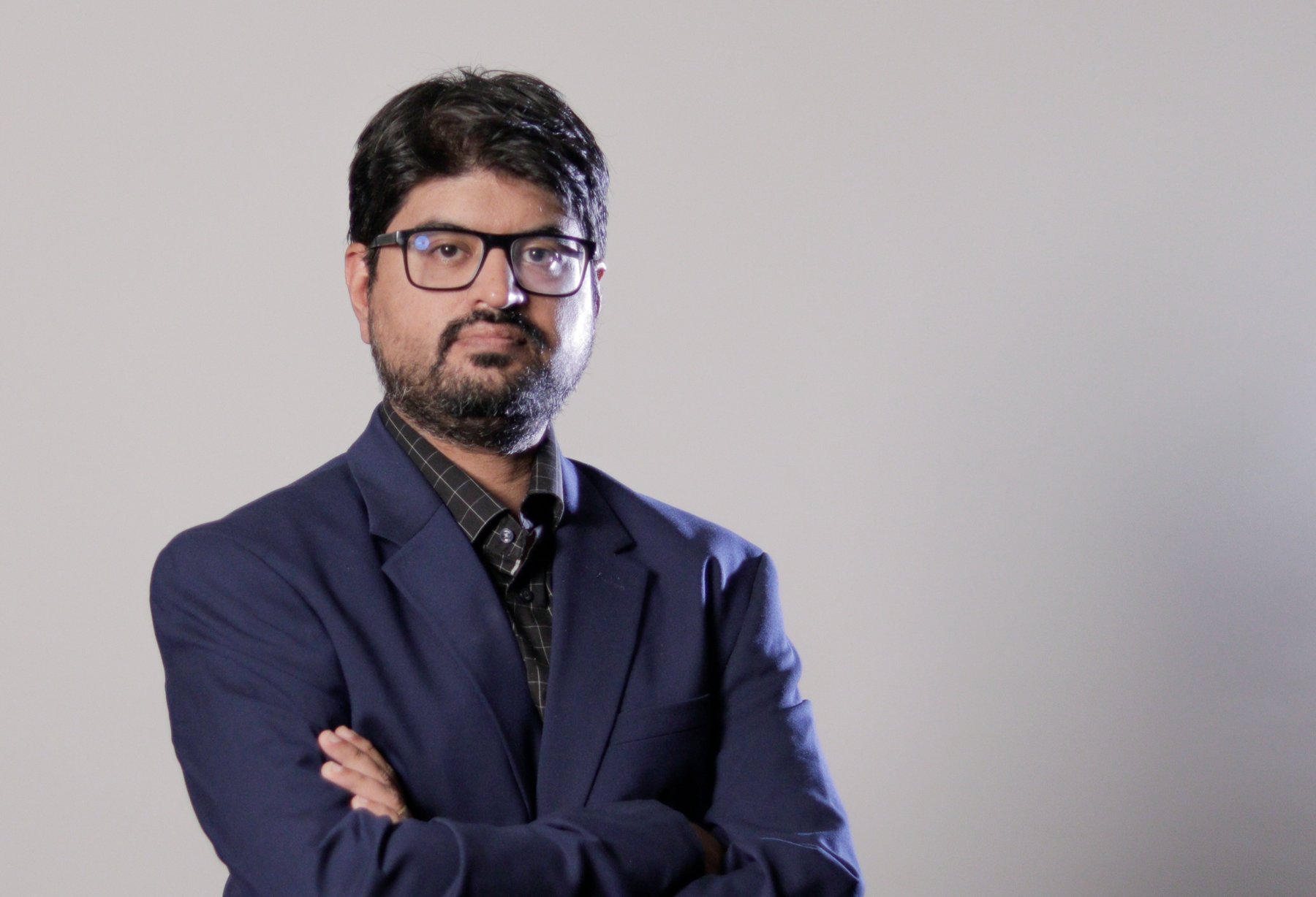 Dr. Om J Lakhani, consultant endocrinologist