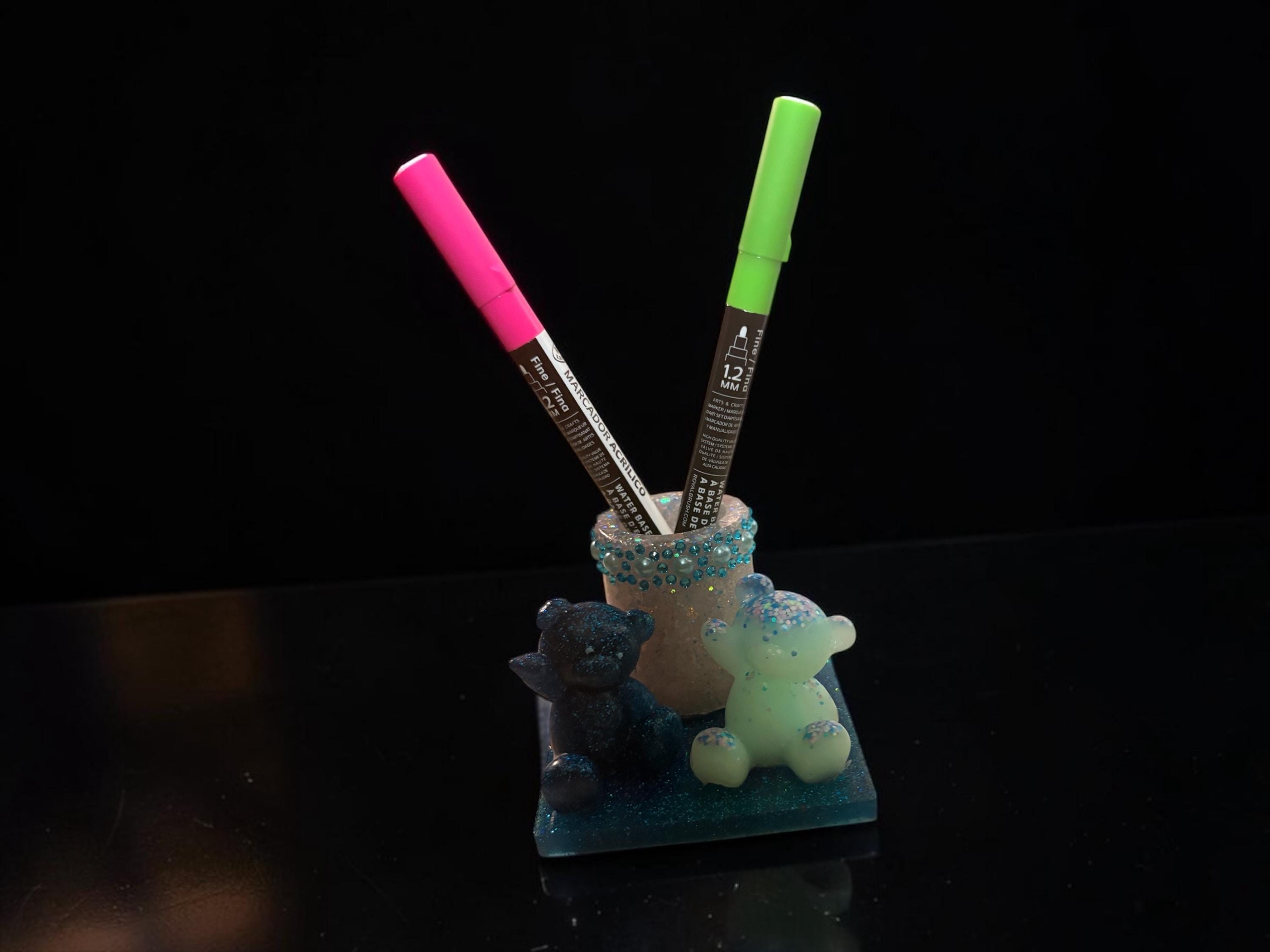 Shimmer Bear Desk Pen Holder detail 2