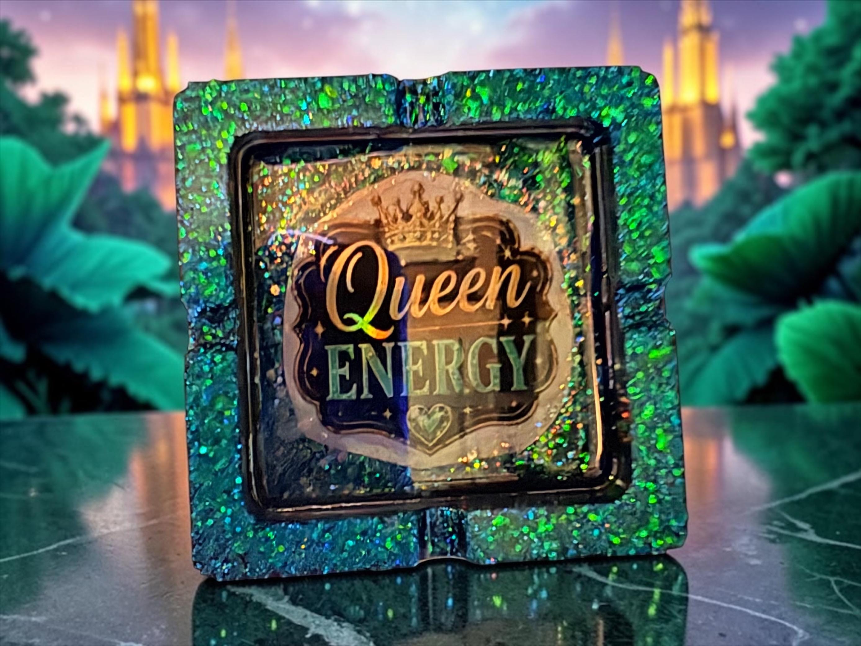 Queen Energy Resin Handcrafted Ashtray detail 2