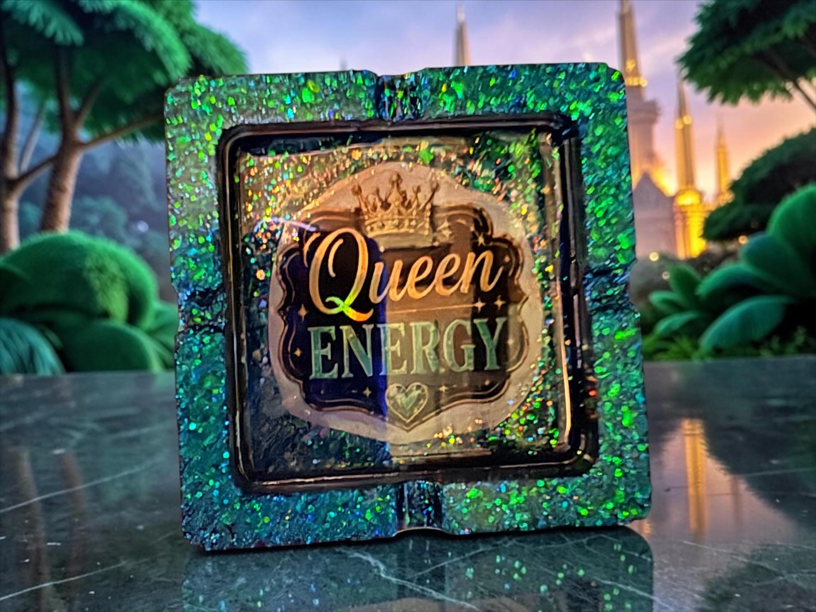 Queen Energy Resin Handcrafted Ashtray detail 3