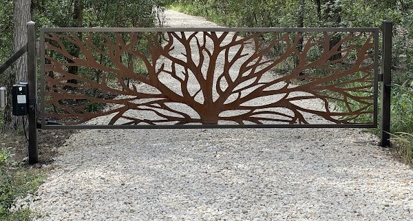 Custom oak-tree steel gate