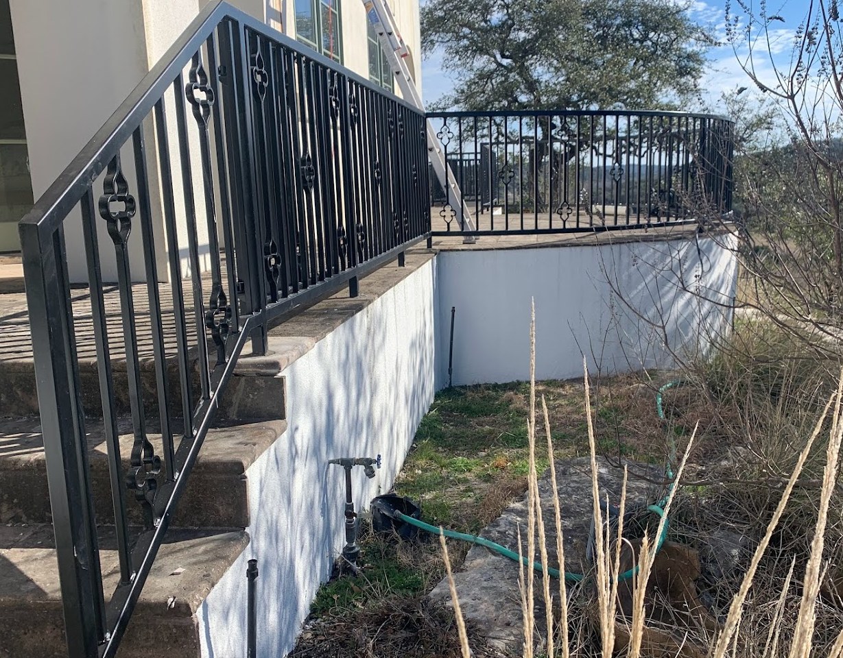 Custom driveway gate detail