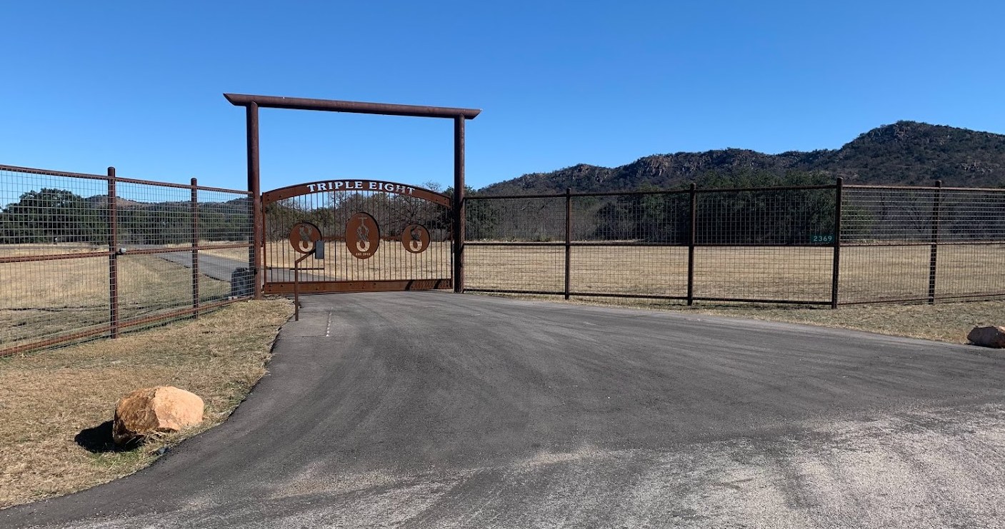 Custom gate project