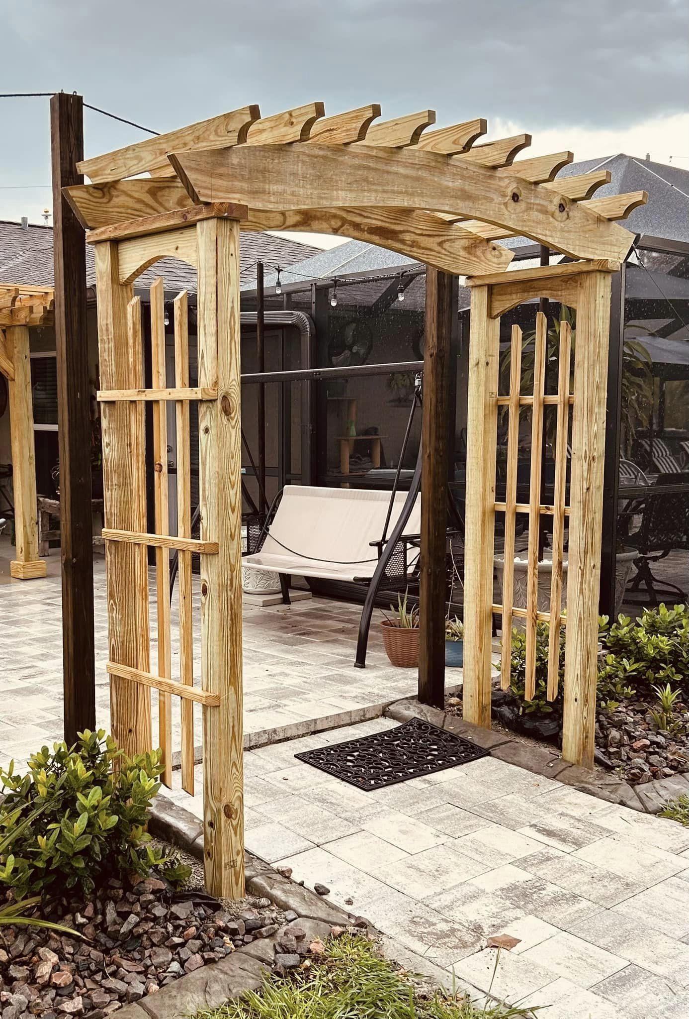 Arbor detail 2