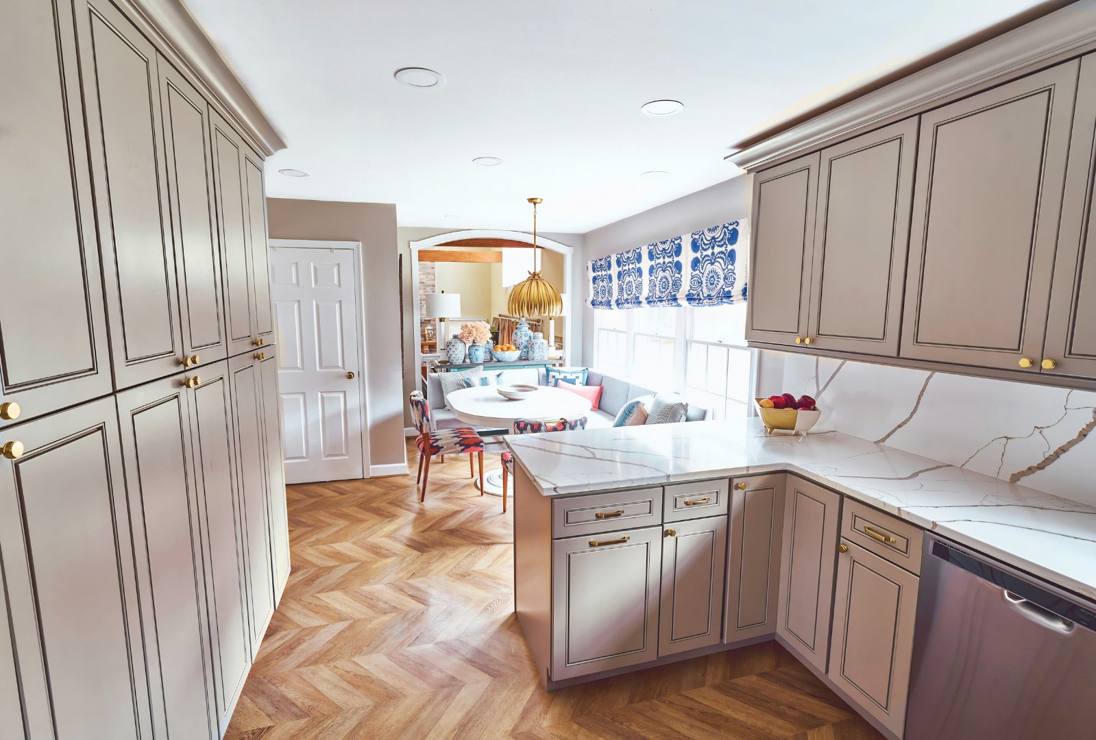 Baltimore County Kitchen and Breakfast Nook, interior design project photo 4