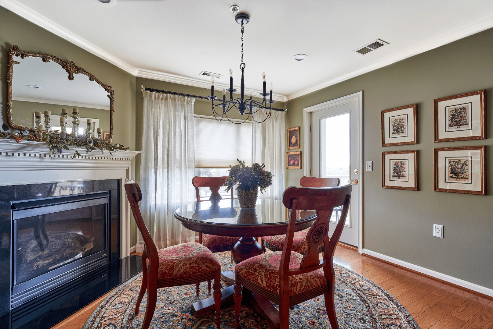 Timonium Downsized Dining Room, interior design project photo 4