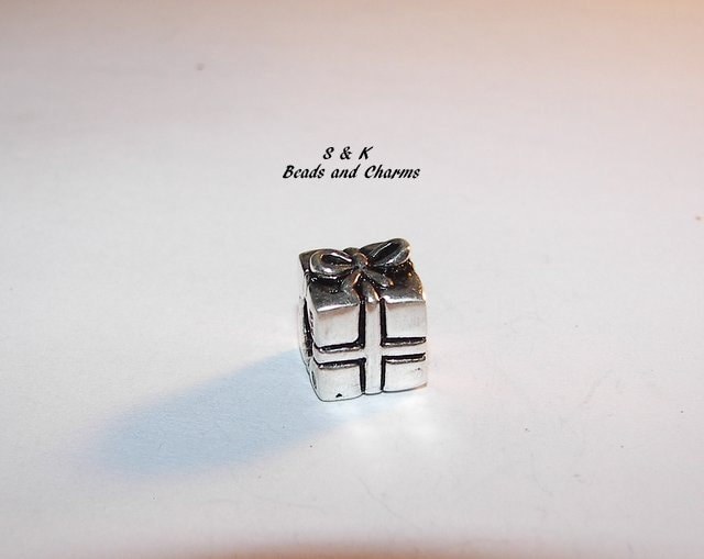 925 sterling silver gift box charm, European charms large hole bead to fit snake chain bracelet