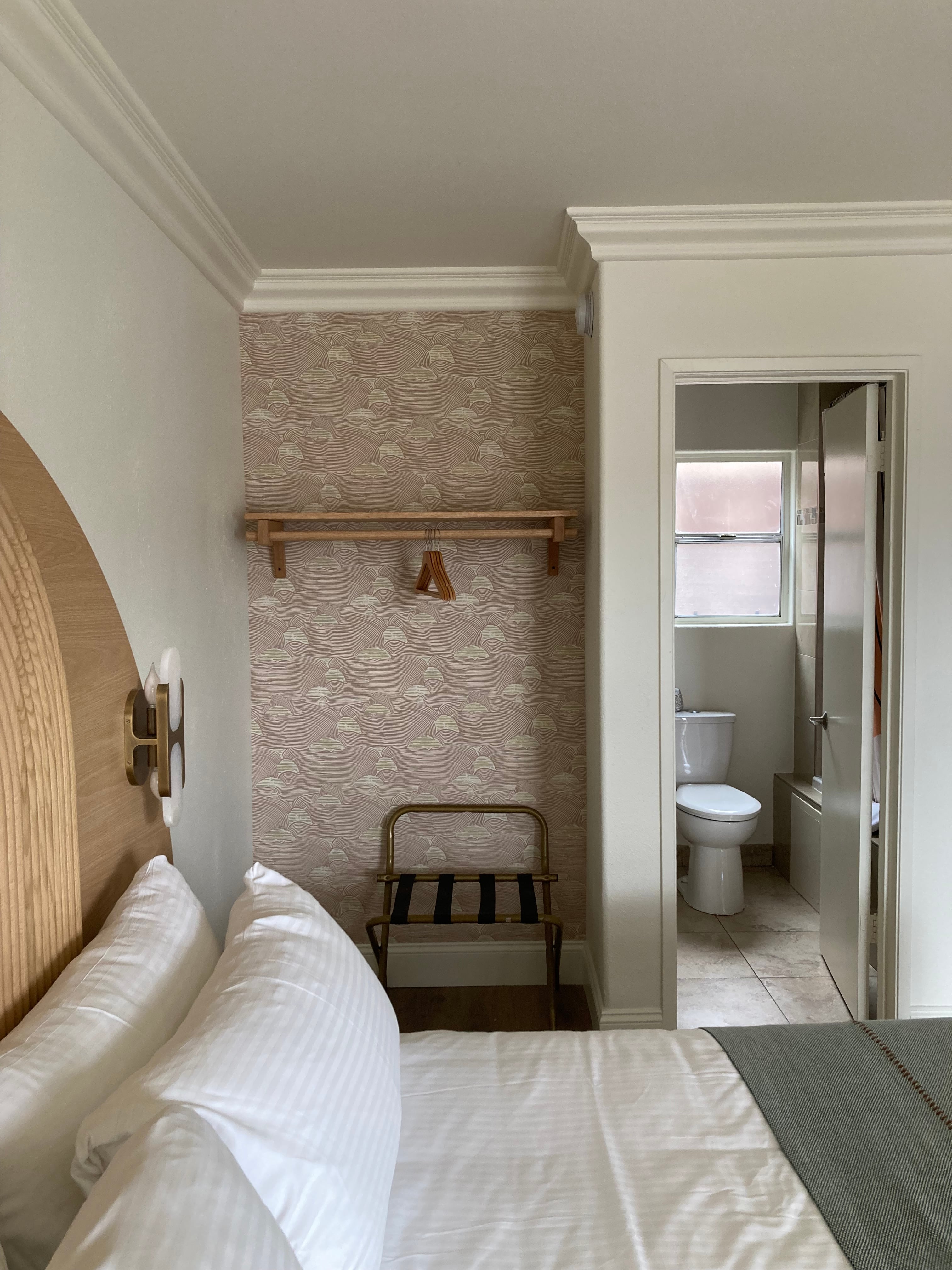 Textured wallpaper in a finished bedroom