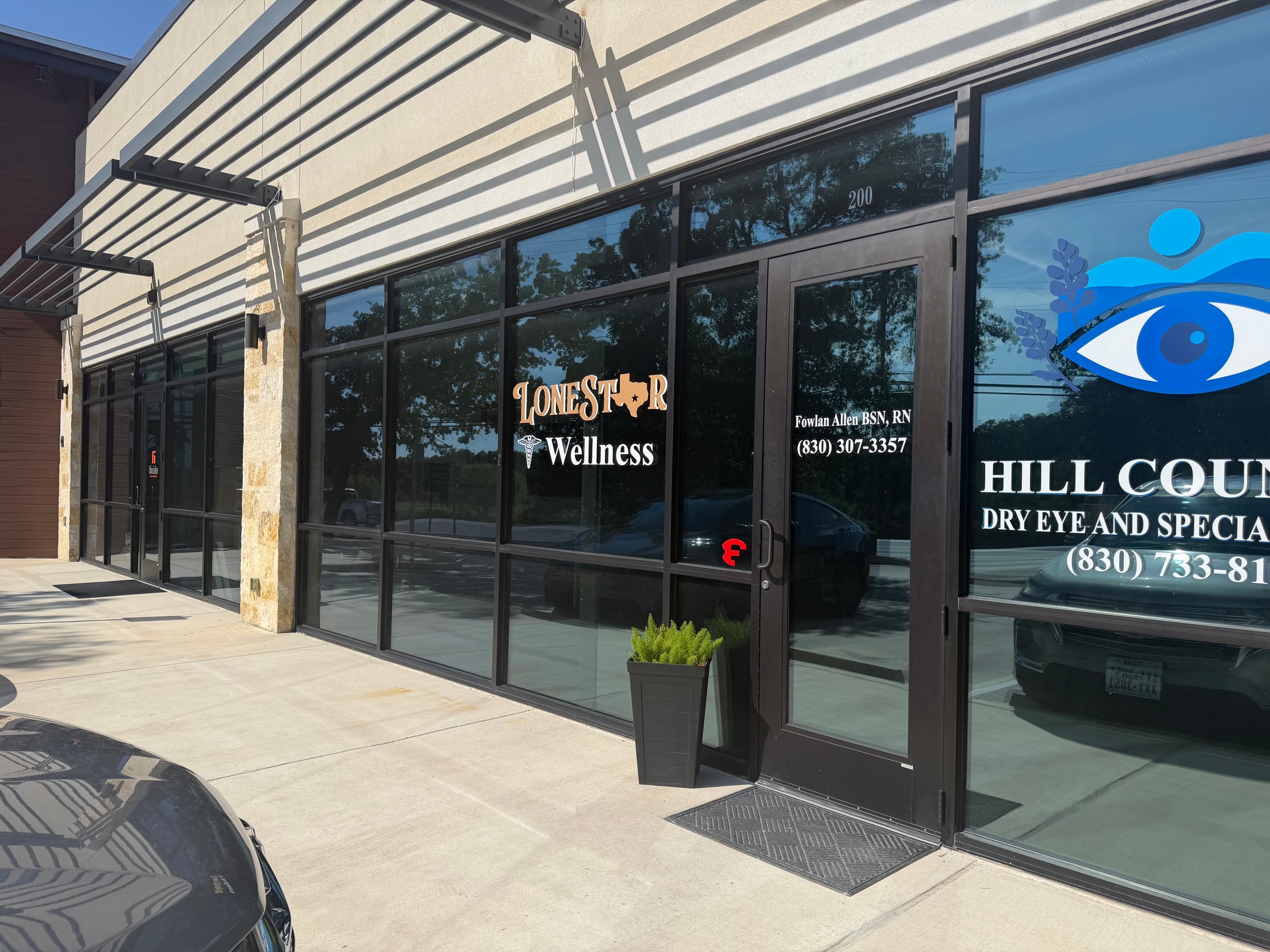 Lonestar Wellness entrance in Fredericksburg