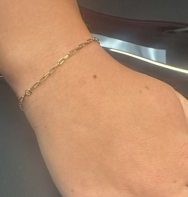 Gold permanent anklet detail