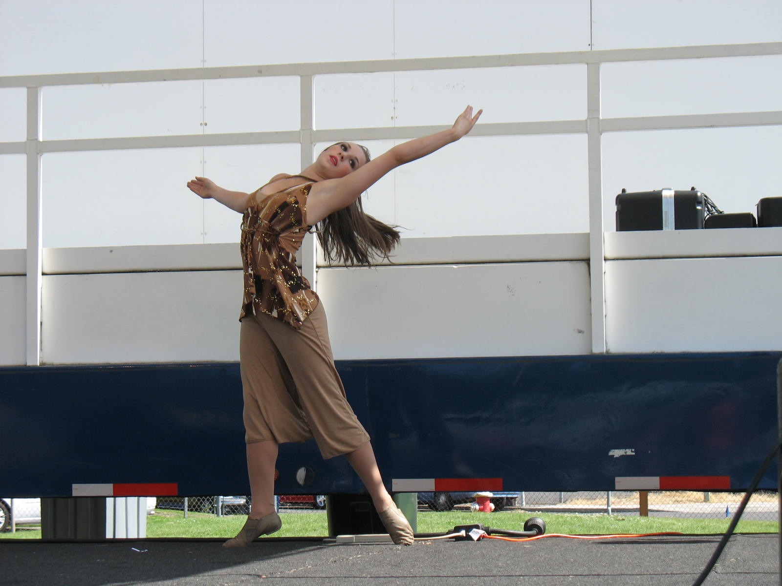 DMSD dancer performing at a fair