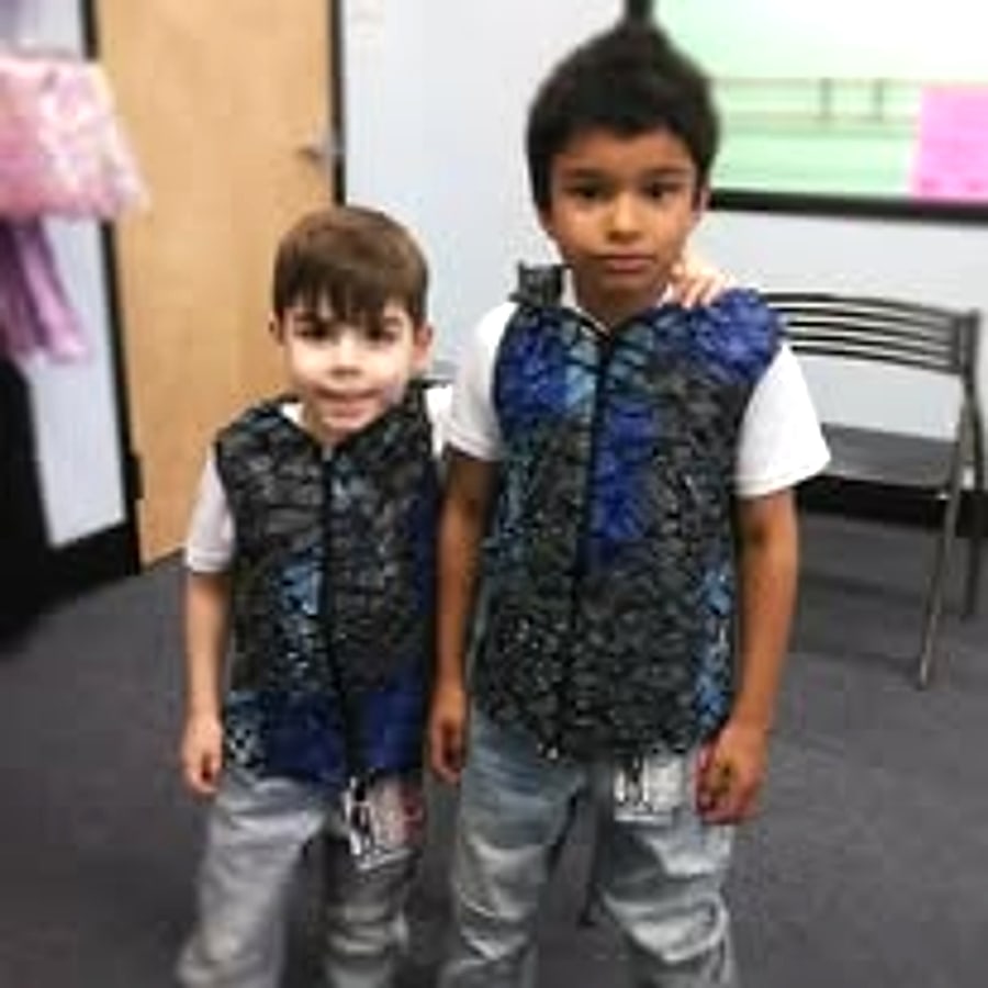 Two young DMSD dancers