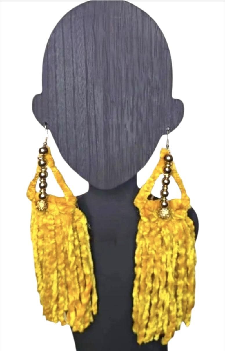 Customized Handmade Velvet Yarn Tassel Earrings