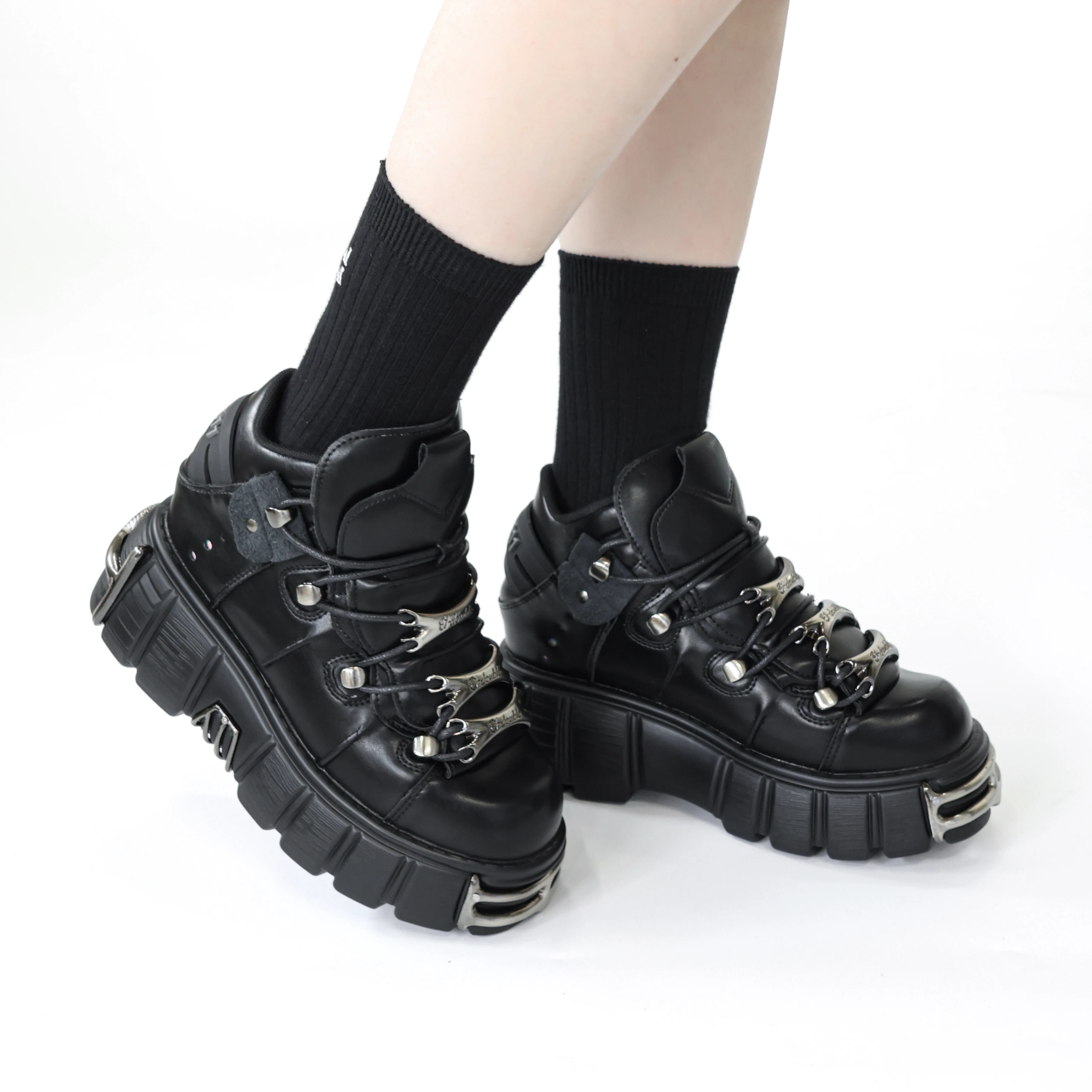 Punk Style Platform Sneakers – 2025 Rock Edition product photo