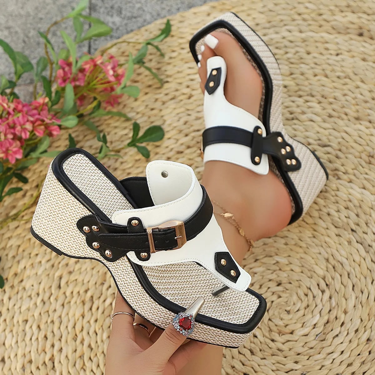 2025 plus-size fashionable summer new height-increasing thick-heeled metal buckle slippers with a one-shoulder beach flip-flops product photo