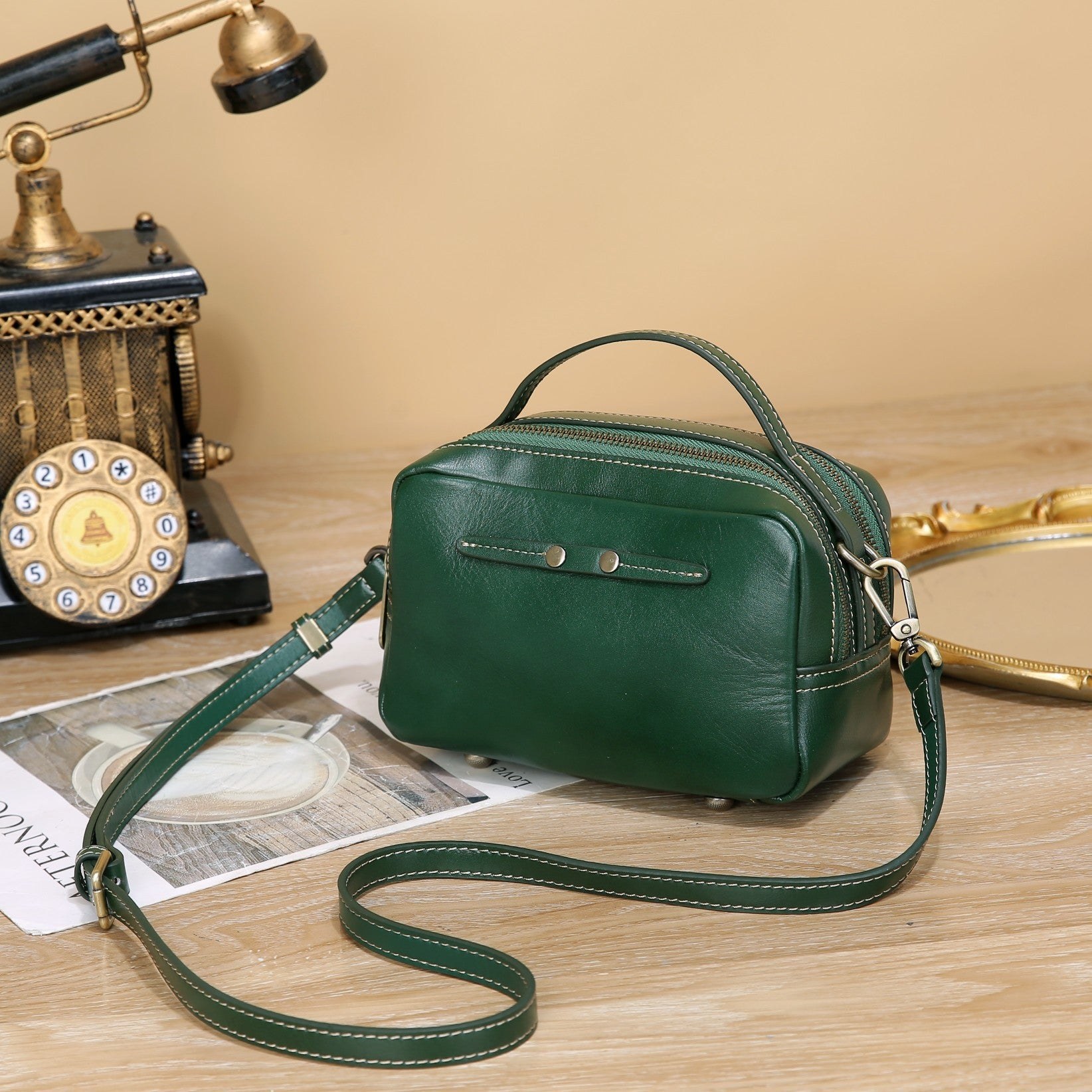New Stylish Vintage Box Bag Made Of Top-grain Cowhide With Logo, Shoulder And Crossbody Bag, Small Square Bag For Commuting product view 6