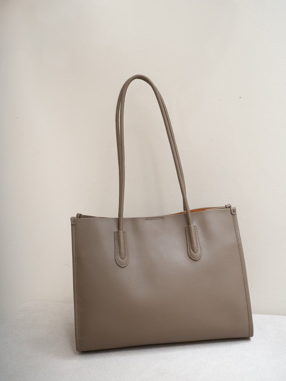 Baidii Leather Women's Bag 2025 New Commuter Tote High-End Large Capacity Cowhide Shoulder Handbag product view 2
