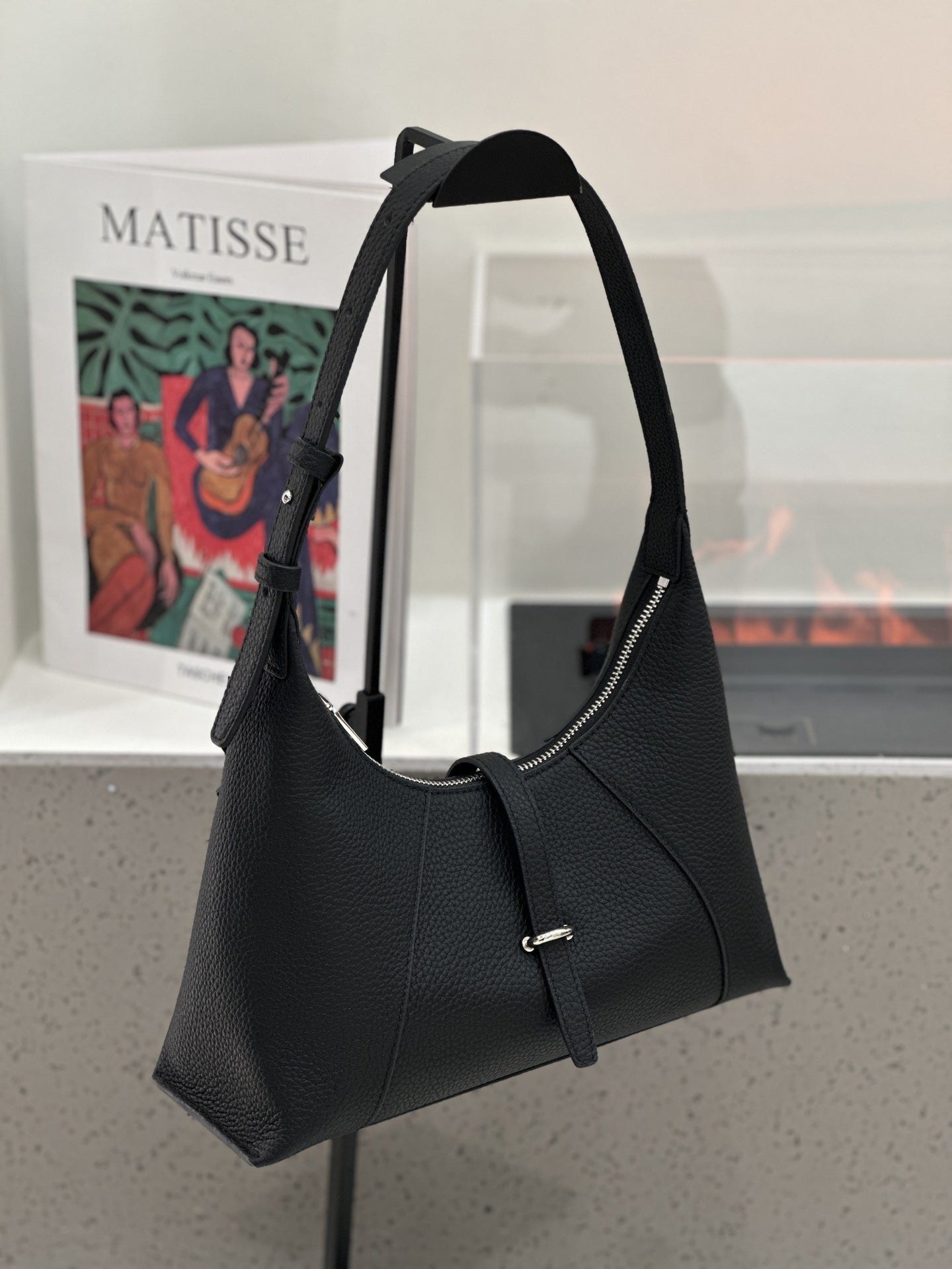 Baidie Leather Women's Bag 2025 New First-Layer Cowhide Dumpling Bag French-Style Shoulder Bag Crescent Handbag Pillow Bag product view 4