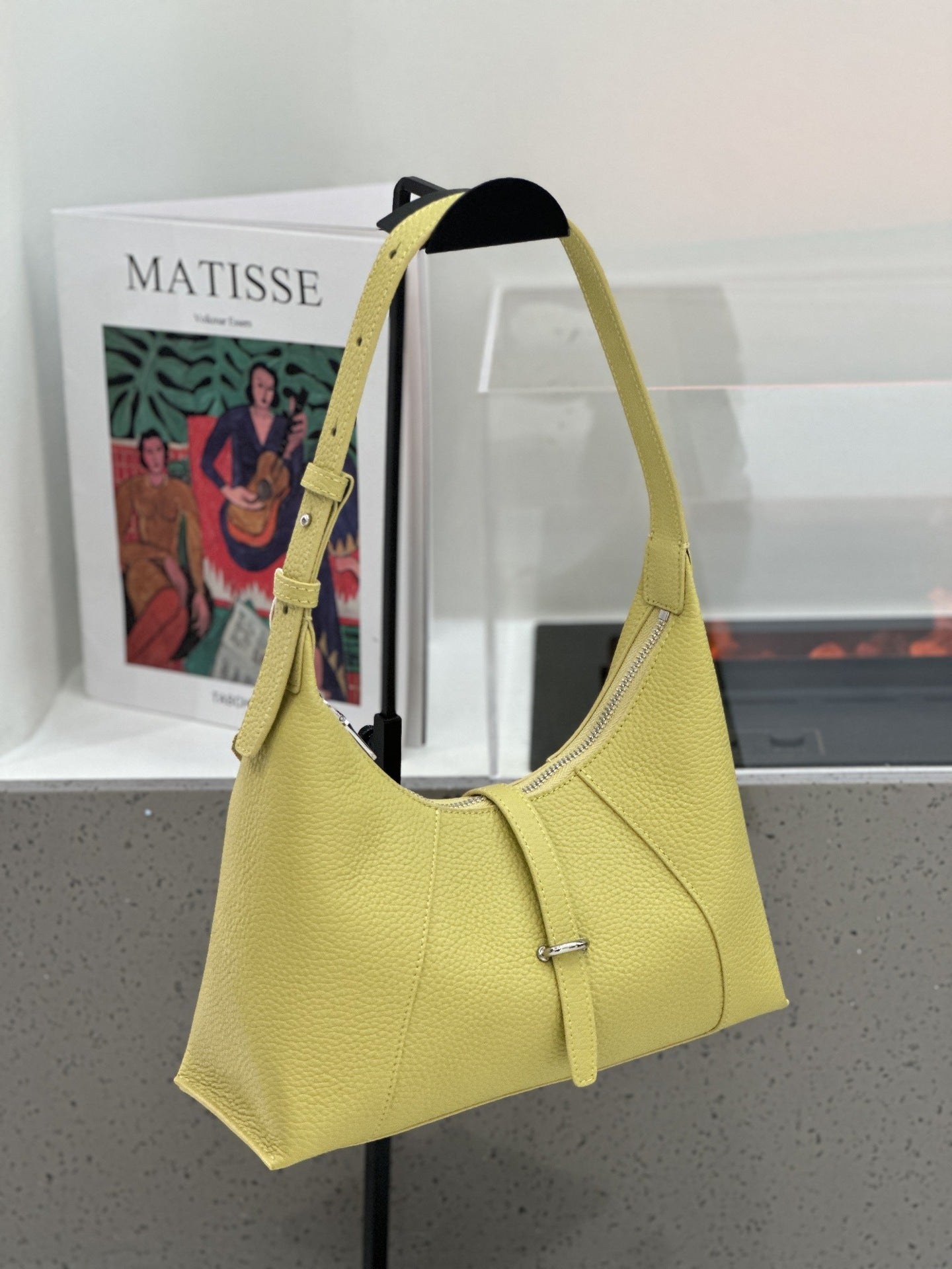 Baidie Leather Women's Bag 2025 New First-Layer Cowhide Dumpling Bag French-Style Shoulder Bag Crescent Handbag Pillow Bag product view 5
