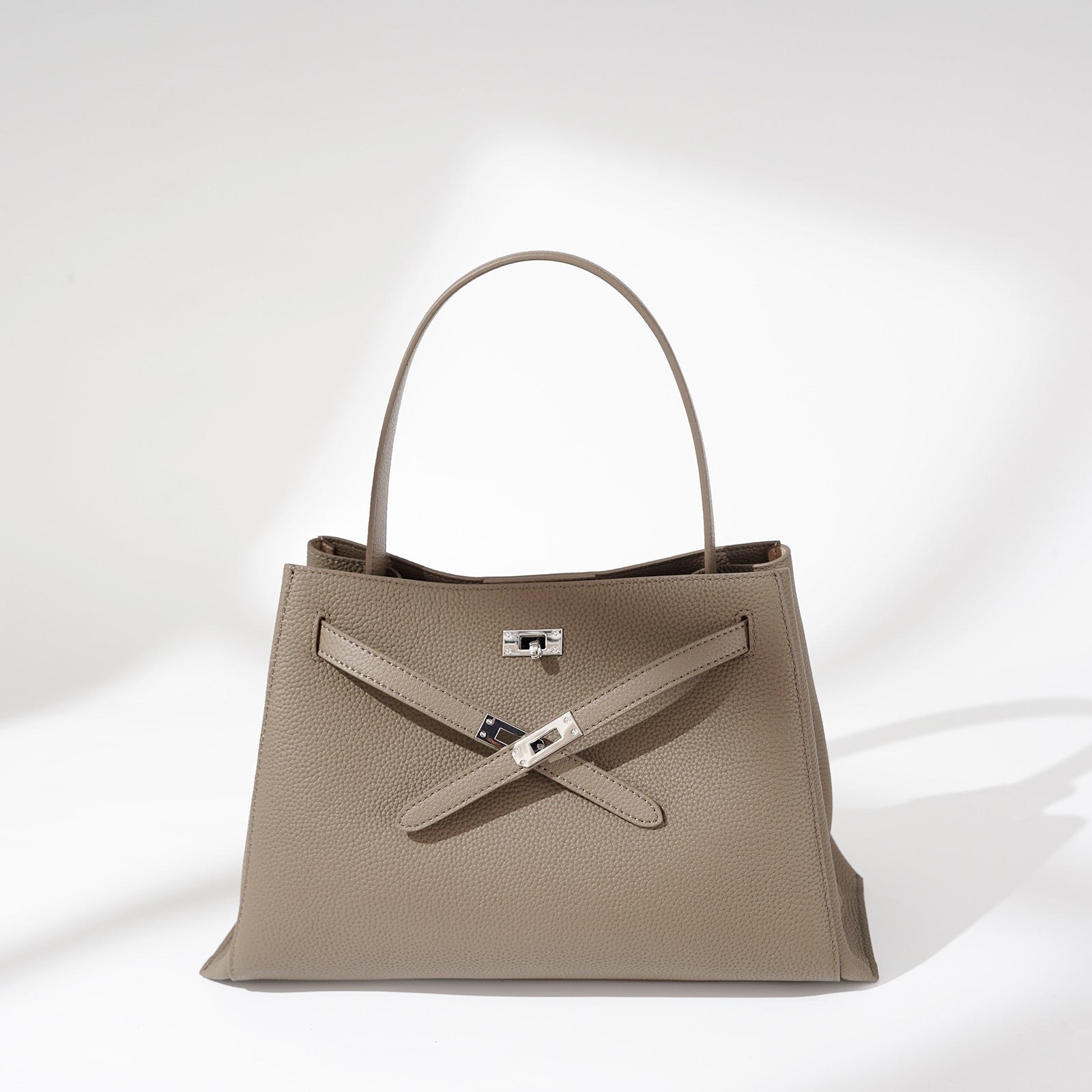 Fashionable And Minimalist Handheld Shoulder Crossbody Bag product view 2