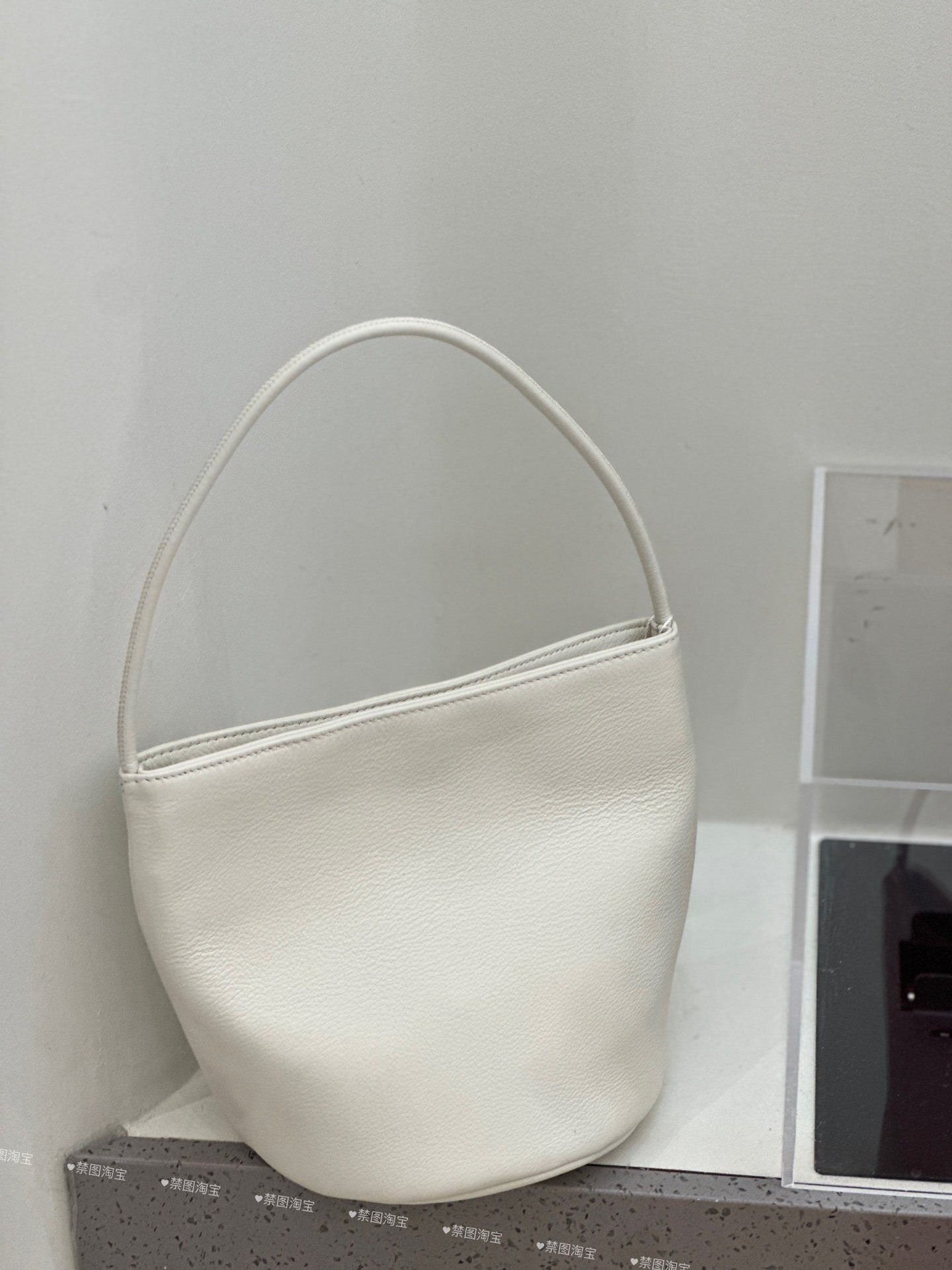 Badi Leather Women's Bag 2025 New High-End Style Small Bucket Bag Shoulder Bag Hand-Carry Top-Layer Cowhide Underarm Bag product view 1