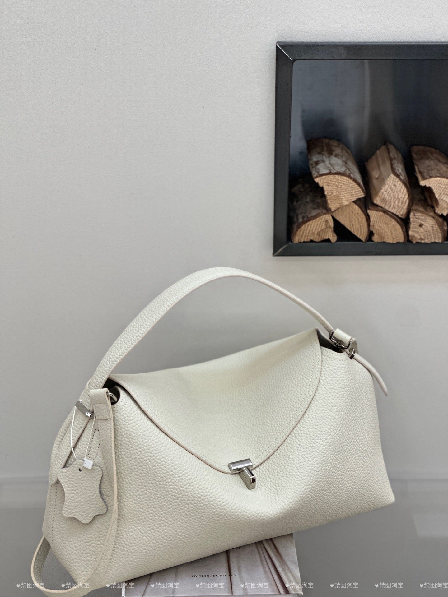 Genuine Leather Women's Bag, Cross-border High-end T-shaped Lock, Large-capacity Shoulder And Handbag, Top-layer Cowhide Underarm Bag product view 2