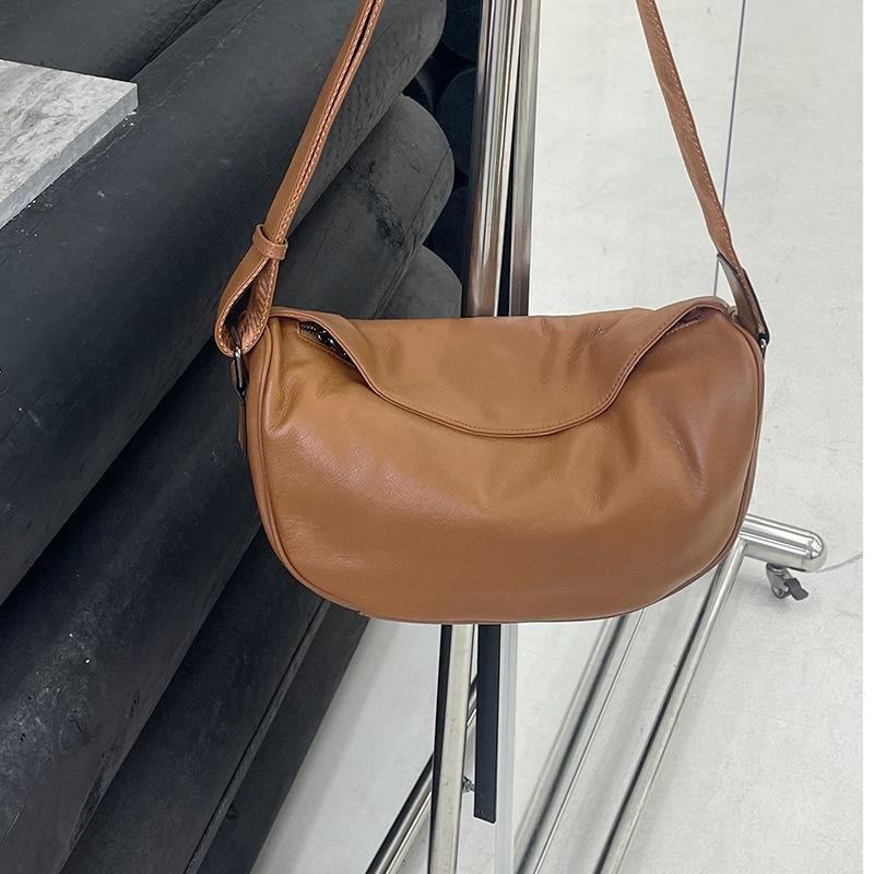 First-layer Cowhide Genuine Leather Crossbody Bag product view 8