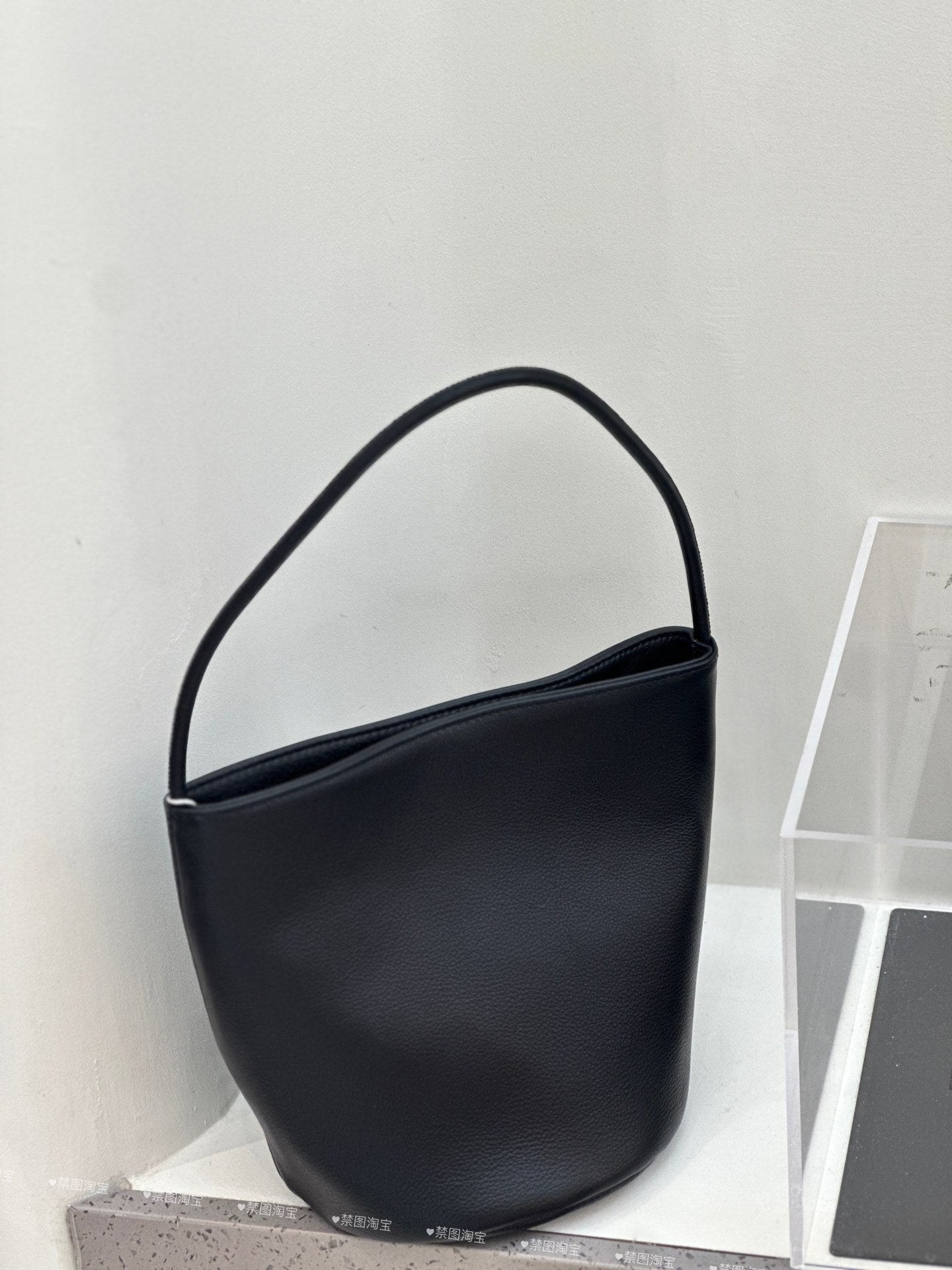 Badi Leather Women's Bag 2025 New High-End Style Small Bucket Bag Shoulder Bag Hand-Carry Top-Layer Cowhide Underarm Bag product view 7