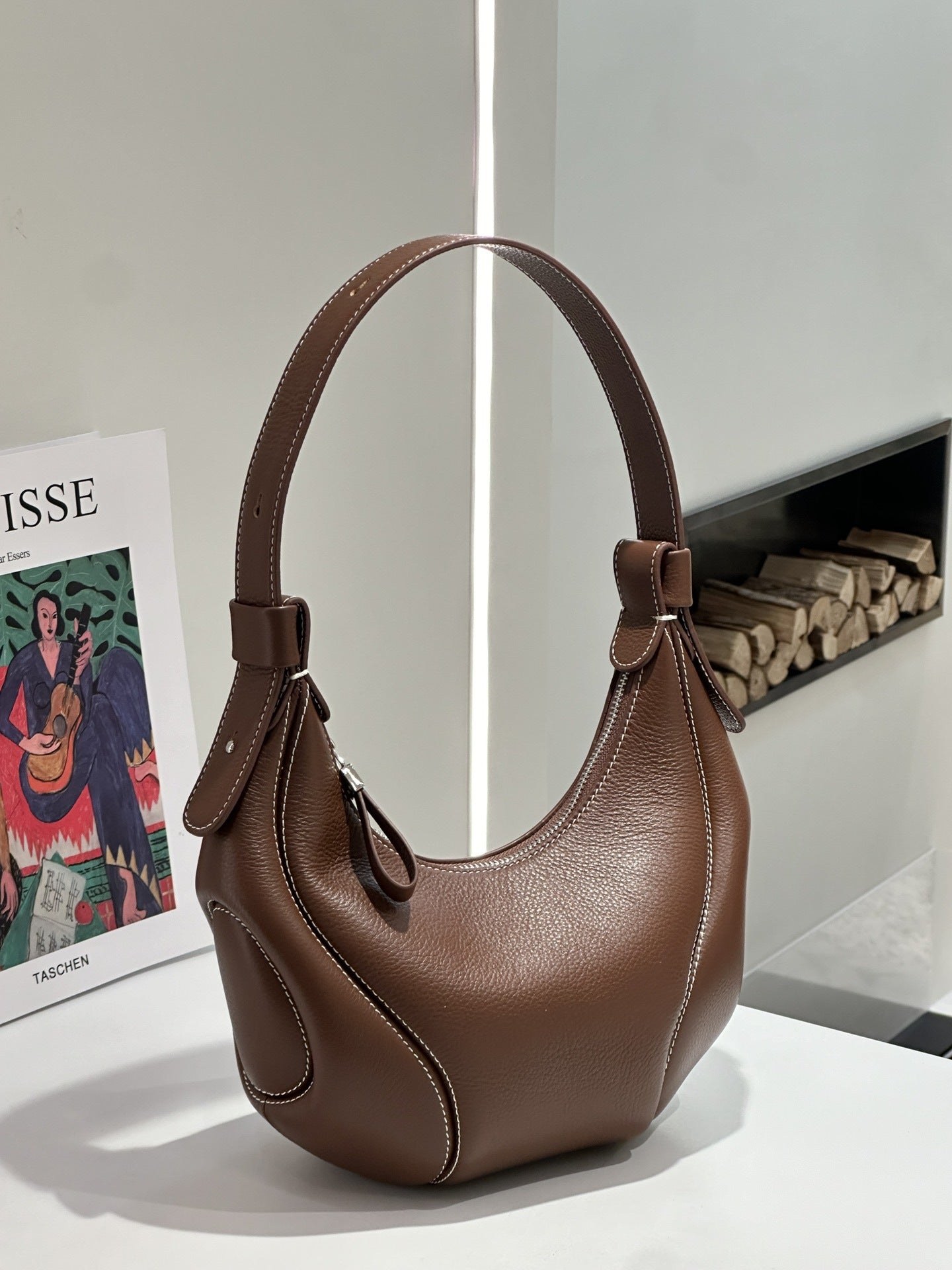 New Soft Leather Luxury-style Bag, Underarm Bag With A High-end Feel, Large Capacity Tote Bag, First Layer Cowhide Crossbody Bag product view 2