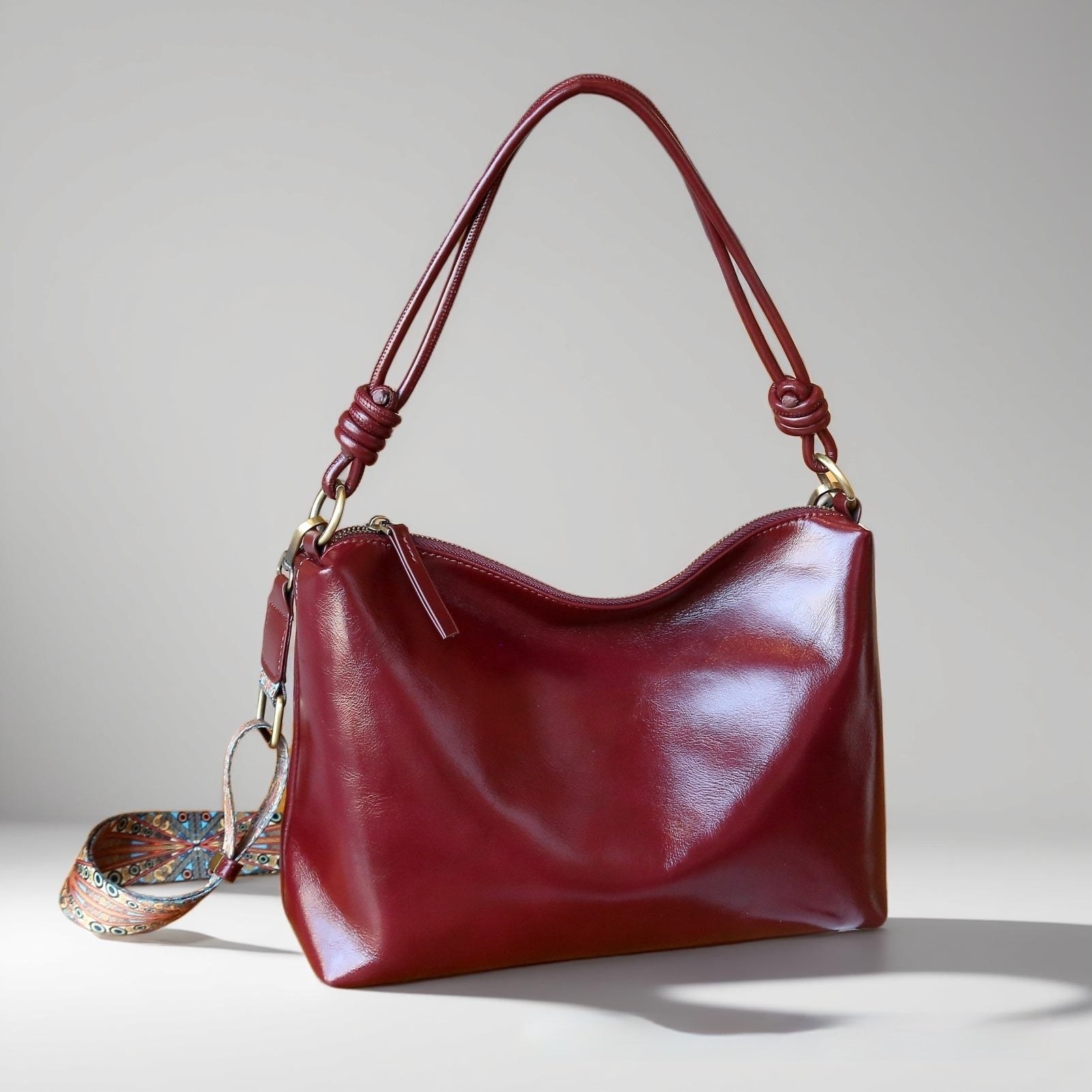 Genuine Leather Creative Large Capacity Hand Shoulder Commuter Bag product view 10