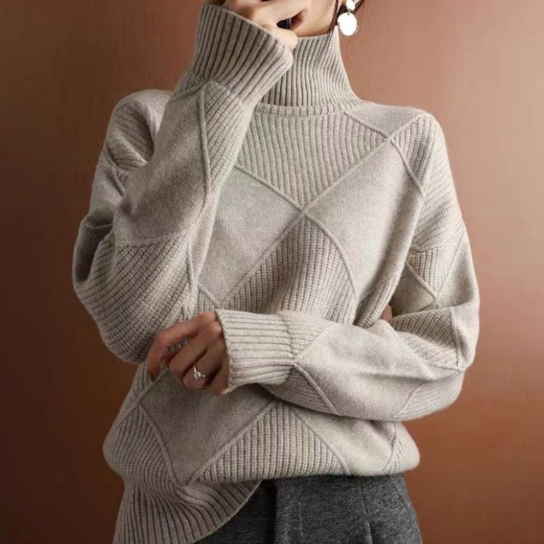 Women's Turtleneck Three-dimensional Rhombus Sweater product view 4