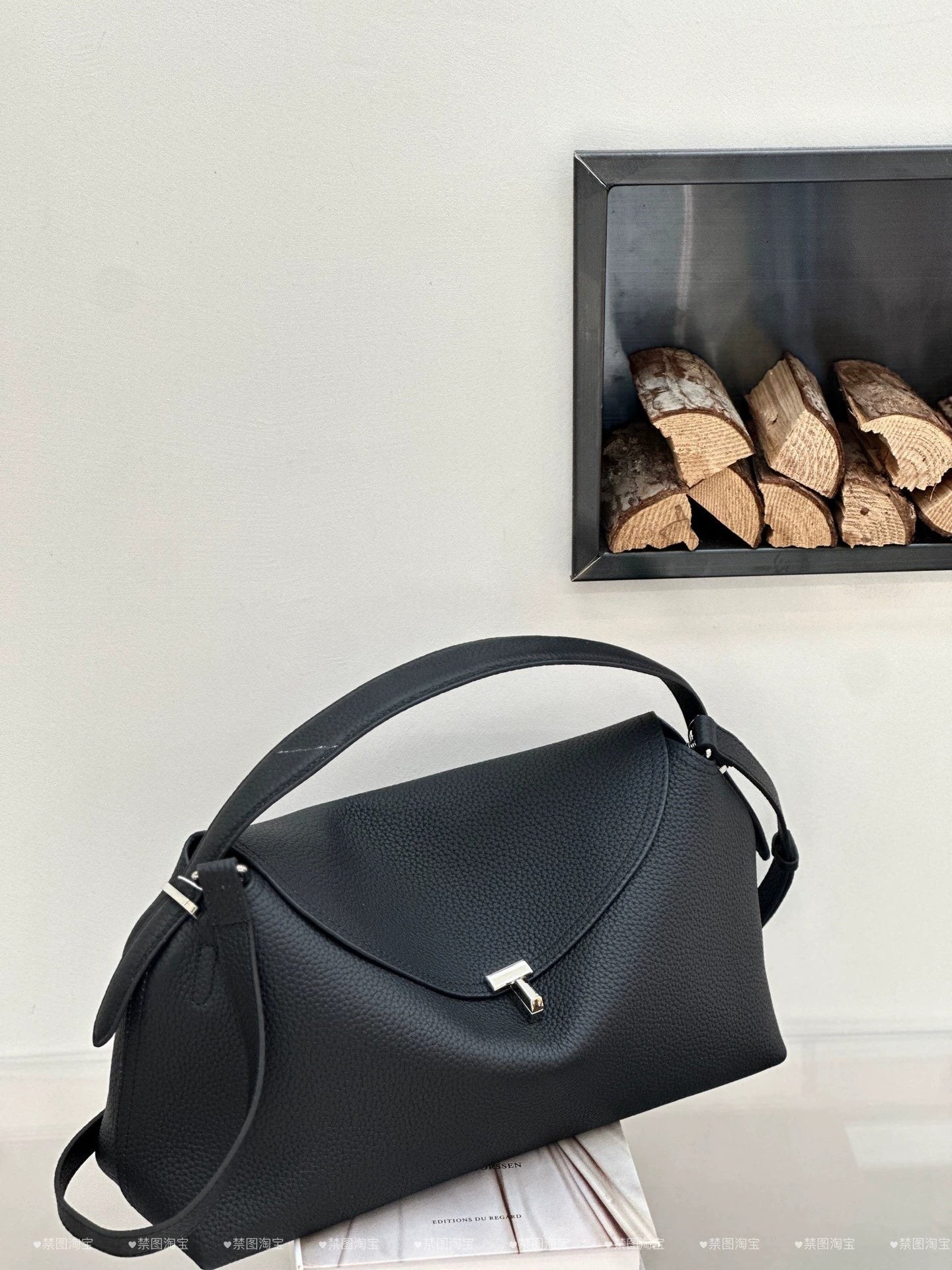 Genuine Leather Women's Bag, Cross-border High-end T-shaped Lock, Large-capacity Shoulder And Handbag, Top-layer Cowhide Underarm Bag product view 6