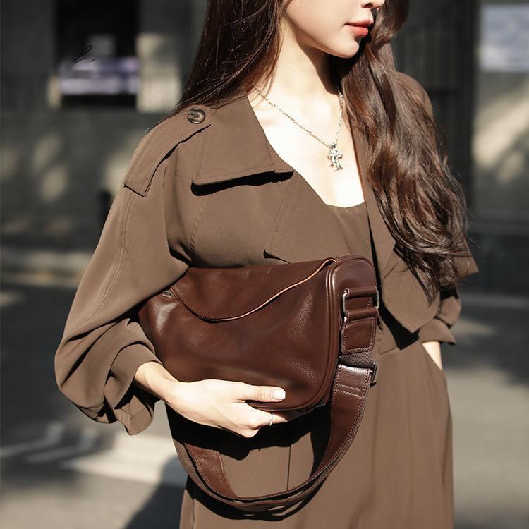 First-layer Cowhide Genuine Leather Crossbody Bag product view 1
