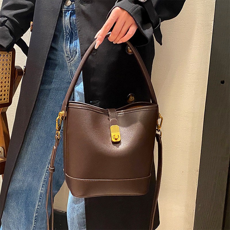 Retro Light-Luxury Vegetable-Tanned Leather ShoulderCrossbody Bag product view 2