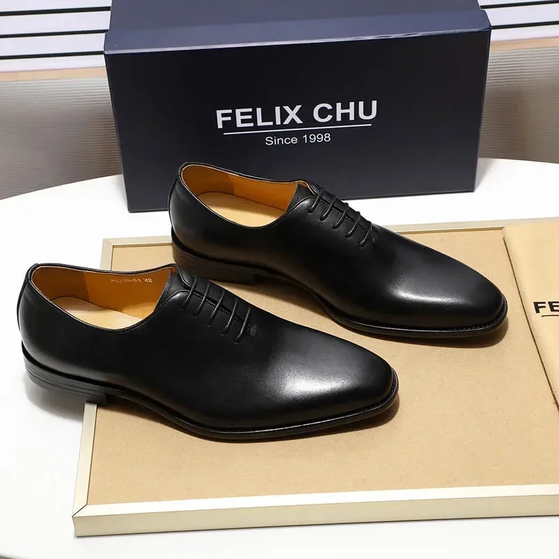 Designer Genuine Leather Wholecut Oxfords – Luxury Business Dress Shoes product photo