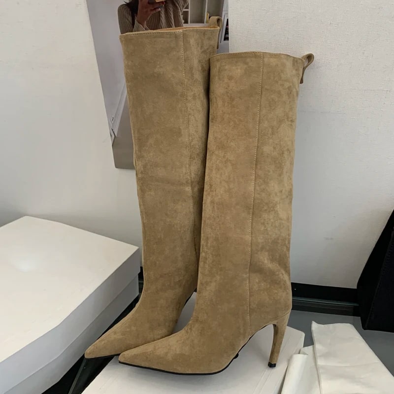 Eilyken Pointed Toe Knee-High Boots – Vintage Winter Street Style product photo