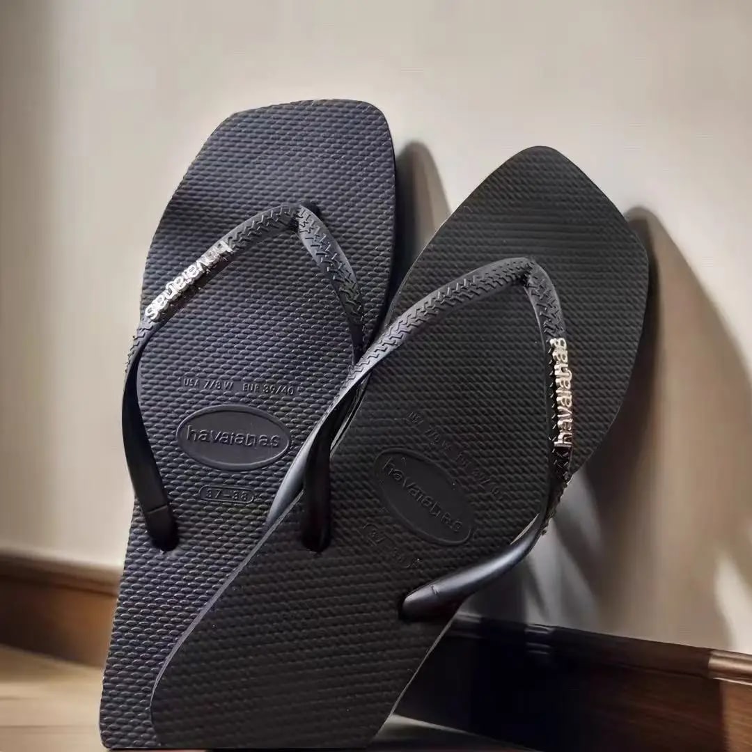 Fashionable Black Women's Shoes Brazilian Flip Flops Sexy Plus Size Women's Slippers Outdoor Beach Slippers zapatos de mujer product photo