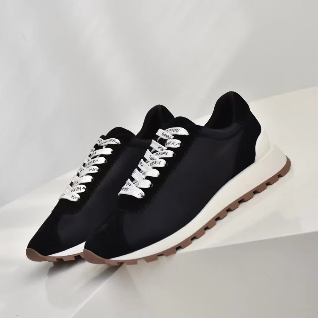 Forrest Gump Women's Genuine Leather Sneakers – Retro Casual Shoes product photo