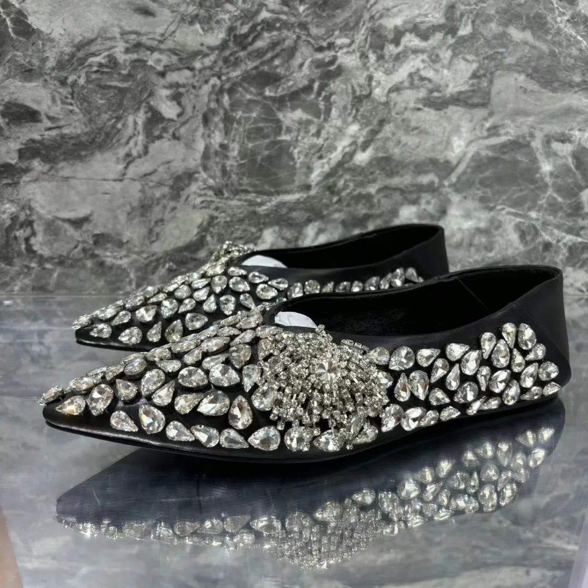 Full Diamond Luxury Flats product photo
