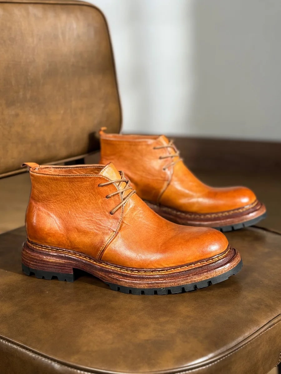 Handmade Retro Genuine Leather Ankle Boots – British Style Outdoor Work Shoes product photo
