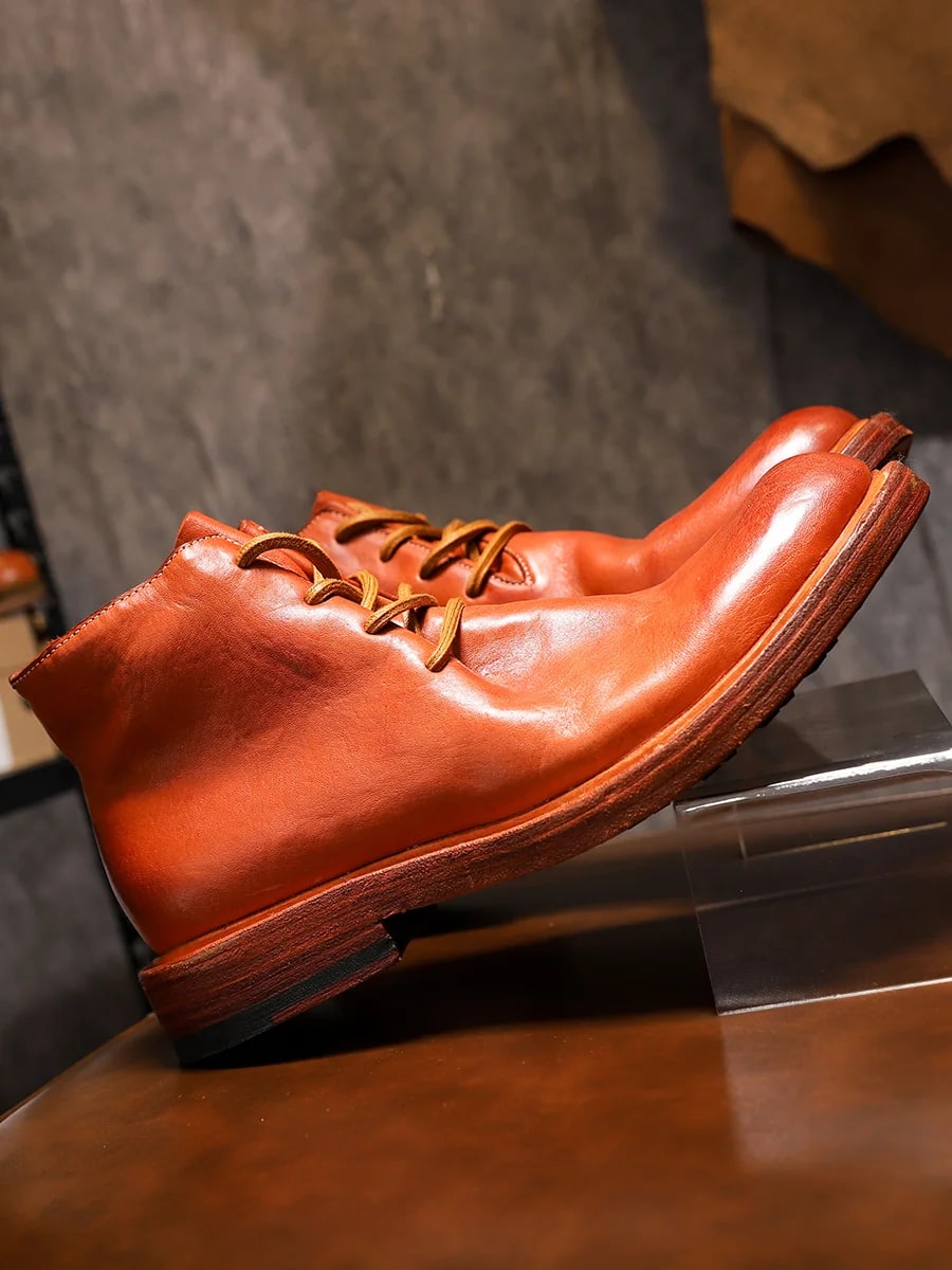 High-End Men's Desert Boots product photo