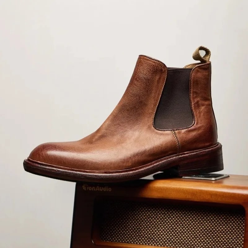 Italian Washed Cowhide Chelsea Boots – Handmade Genuine Leather Work Shoes product photo