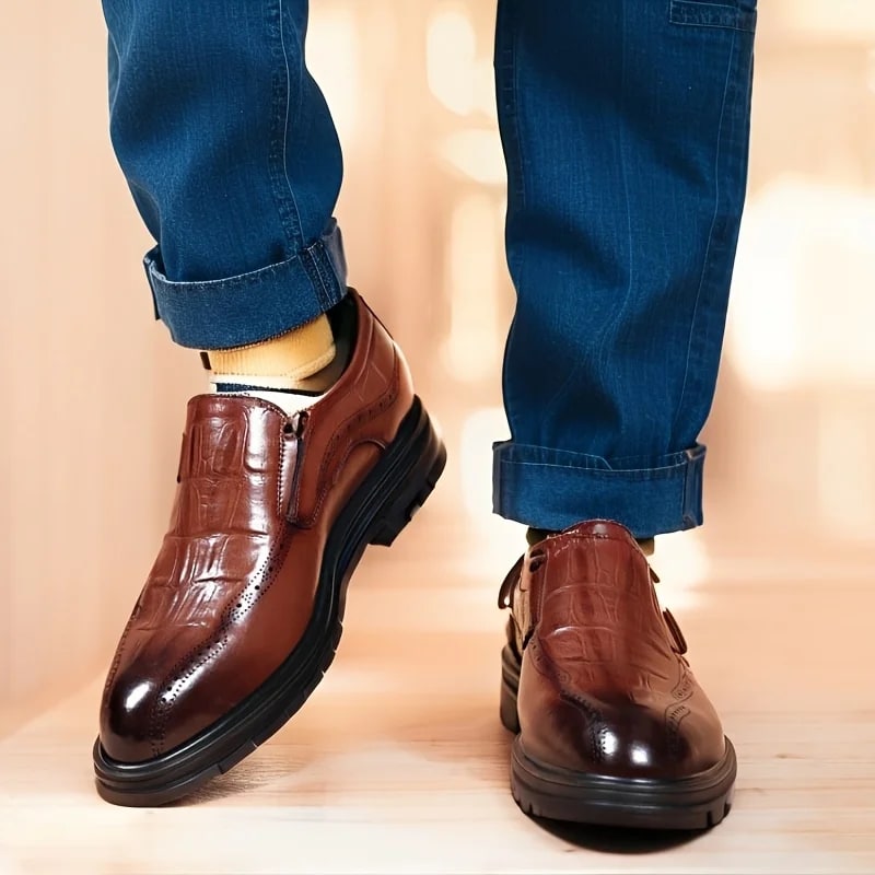 Leather Shoes for Men Wedding Formal Oxfords Business Casual Office Work Shoes for Men Classic Luxury Pointy Men's Dress Shoes product photo