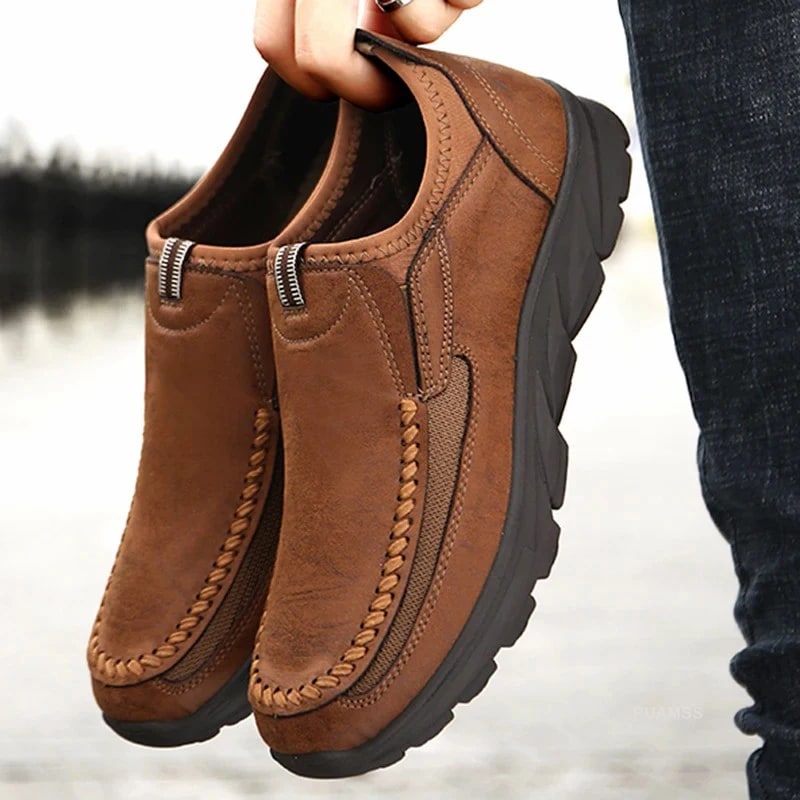Men Casual Shoes Breathable Loafers Sneakers 2023 New Fashion Comfortable Flat Handmade Retro Leisure Loafers Shoes Men Shoes product photo