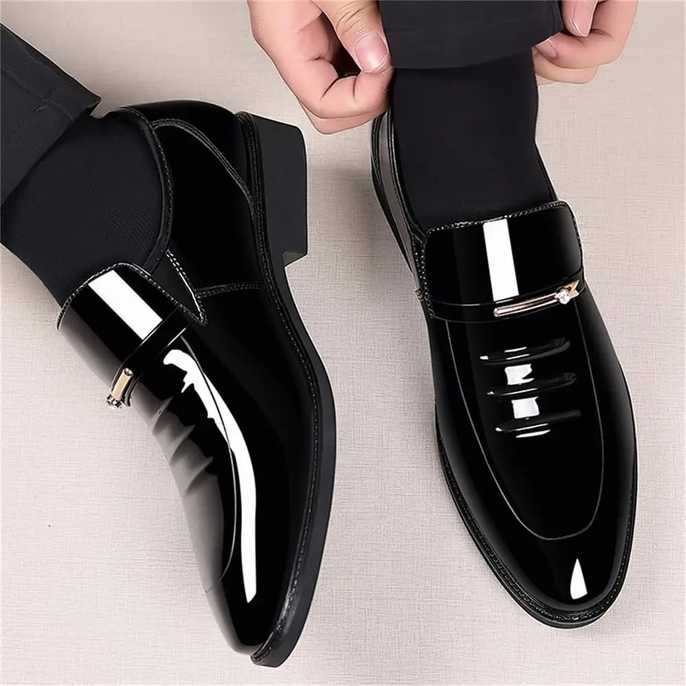 Mens Dress Shoes Formal Business Oxford High Gloss Patent Slip On Loafers Comfortable Casual Driving Boat Shoe For Men product photo